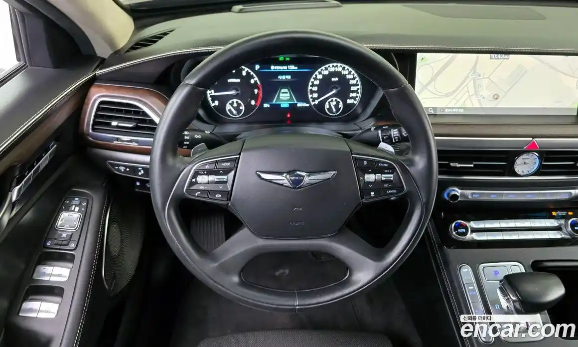 Genesis G90 2019 5.0 гидро в Москве № 2051800, фото 19