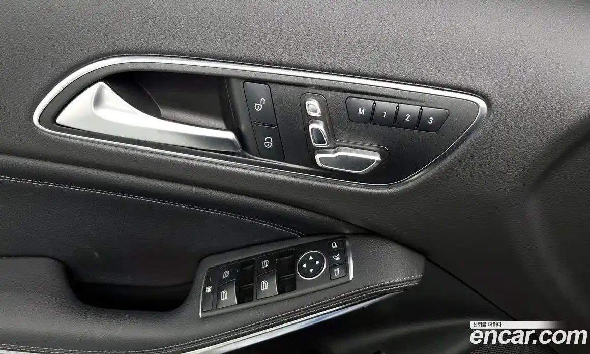 Mercedes-Benz GLA-Class 2018 2.0 гидро в Москве № 2051803, фото 28