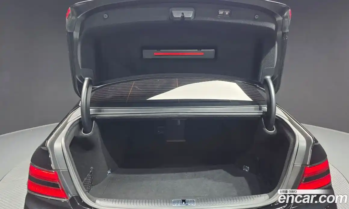 Genesis G90 2019 3.8 гидро в Москве № 2051921, фото 20
