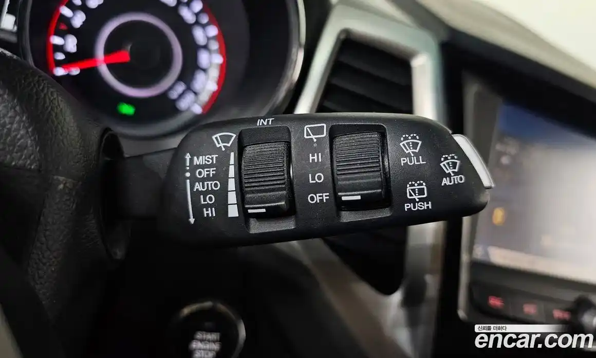 SsangYong TIBOLI 2015 1.6 гидро в Москве № 2052479, фото 27
