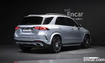 Mercedes-Benz GLE-Class 2023 3.0 гидро в Москве № 2052649, миниатюра 2