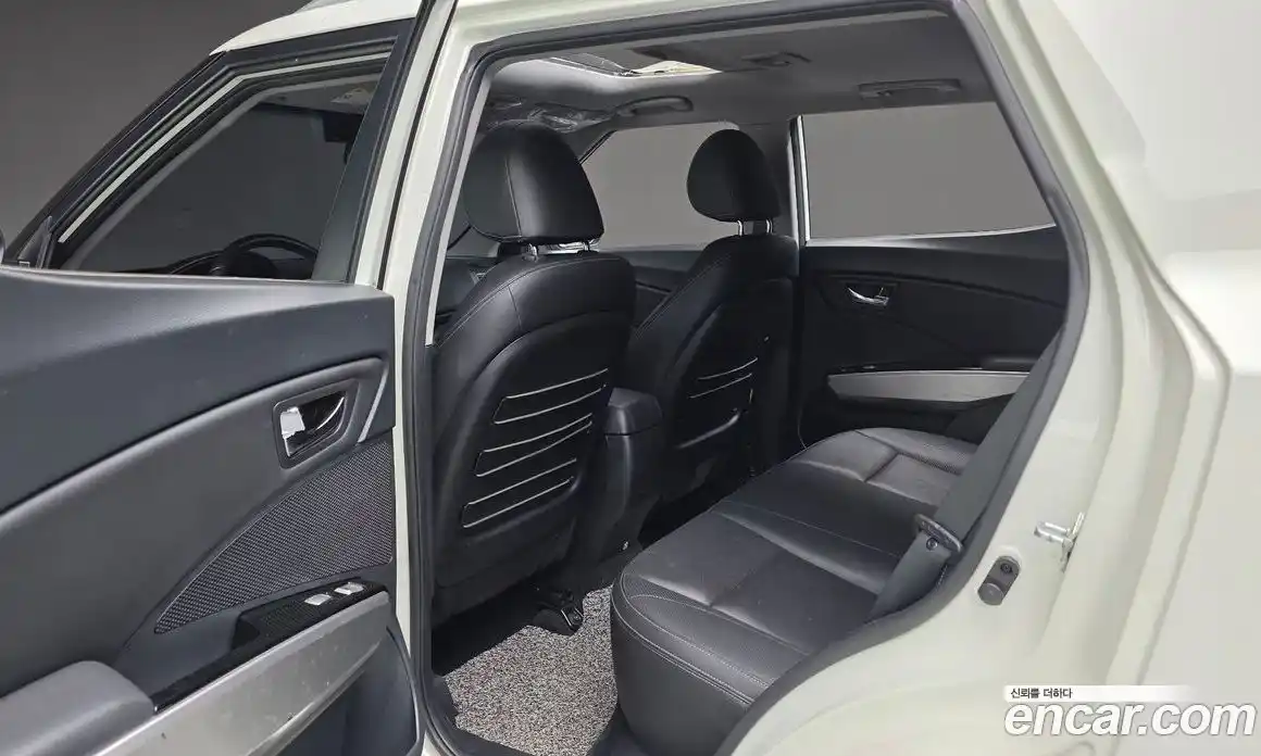 SsangYong TIBOLI 2015 1.6 гидро в Москве № 2052661, фото 17