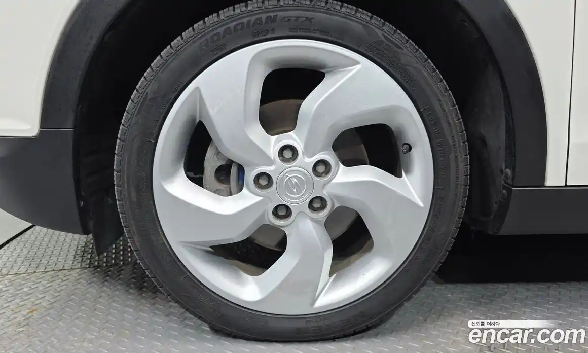 SsangYong TIBOLI 2015 1.6 гидро в Москве № 2052661, фото 5