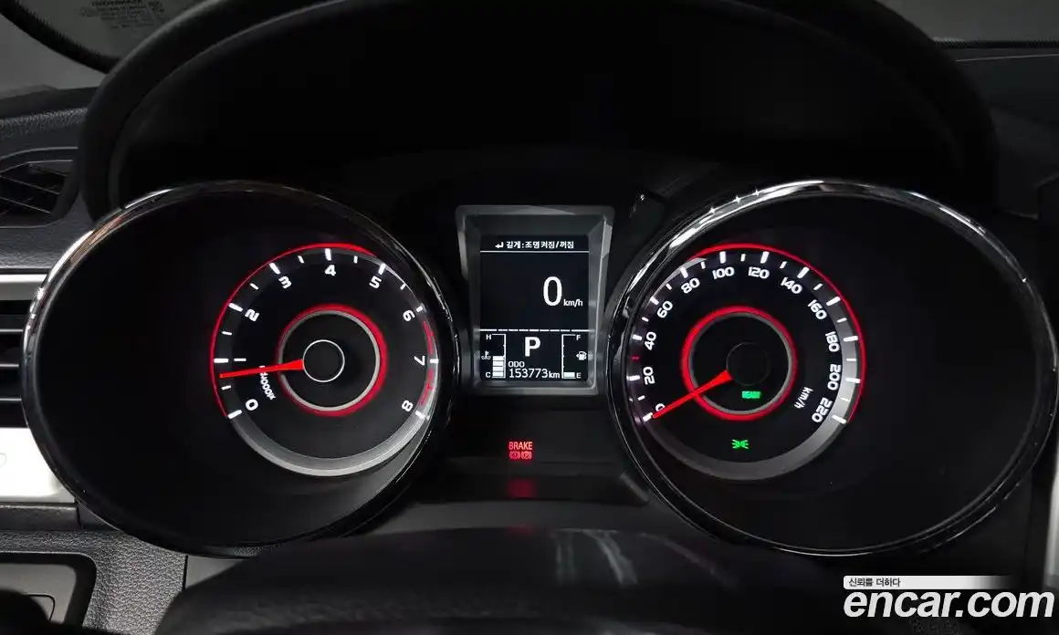 SsangYong TIBOLI 2015 1.6 гидро в Москве № 2052661, фото 8