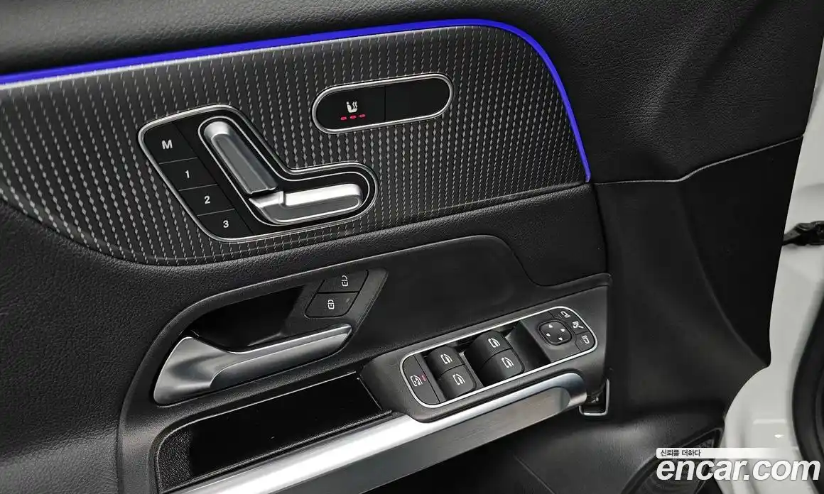 Mercedes-Benz GLB-Class 2020 2.0 гидро в Москве № 2052812, фото 30