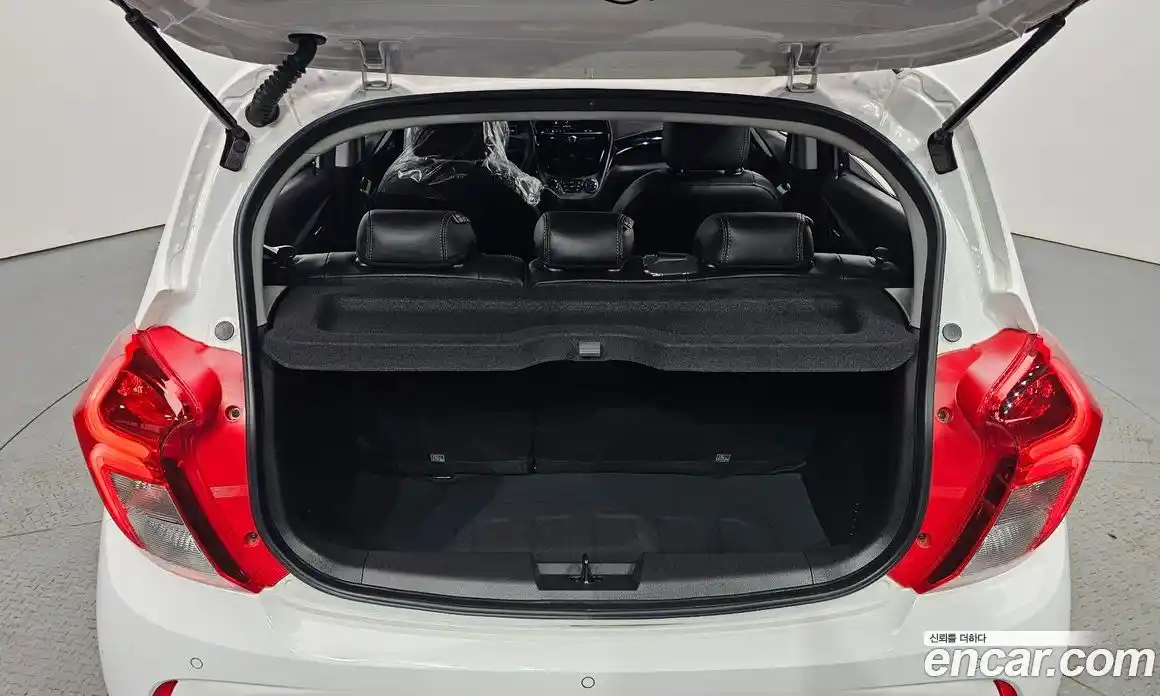 Chevrolet Spark 2022 1.0 гидро в Москве № 2052940, фото 20