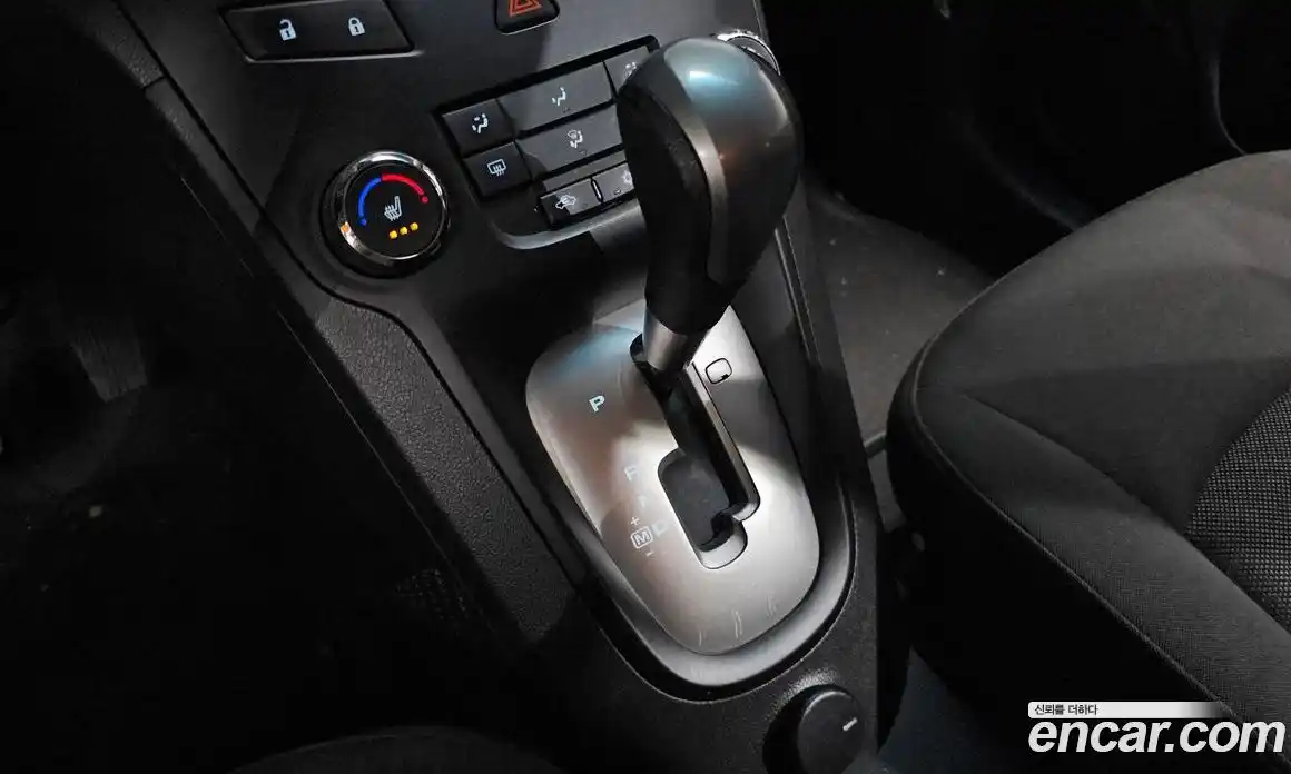 Chevrolet Orlando 2014 2.0 гидро в Москве № 2052992, фото 11