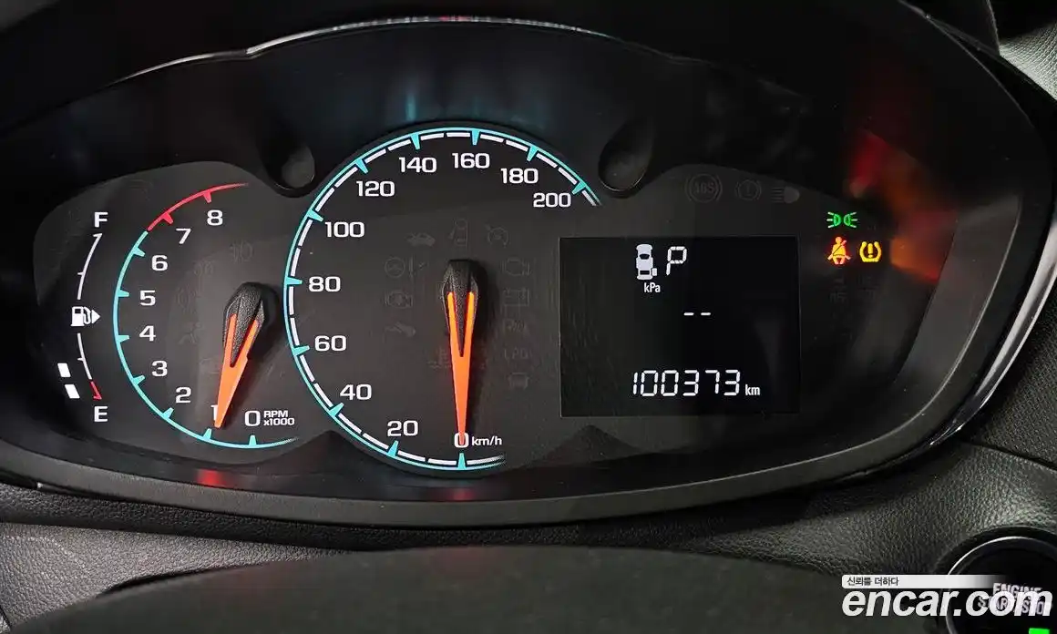 Chevrolet Spark 2016 1.0 гидро в Москве, фото 11