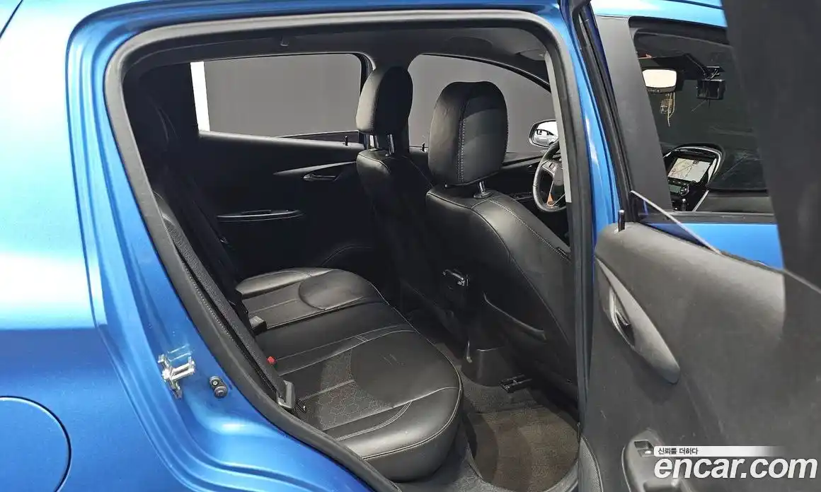 Chevrolet Spark 2016 1.0 гидро в Москве, фото 16