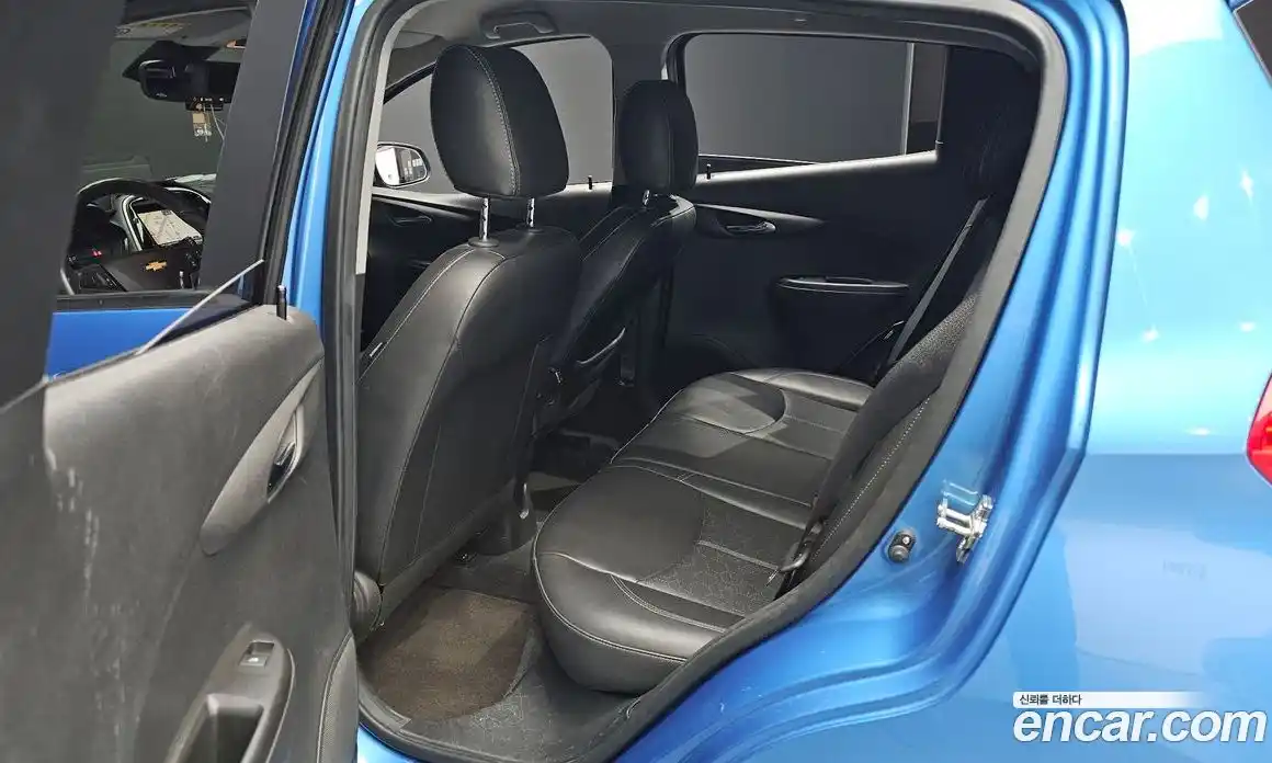 Chevrolet Spark 2016 1.0 гидро в Москве, фото 18