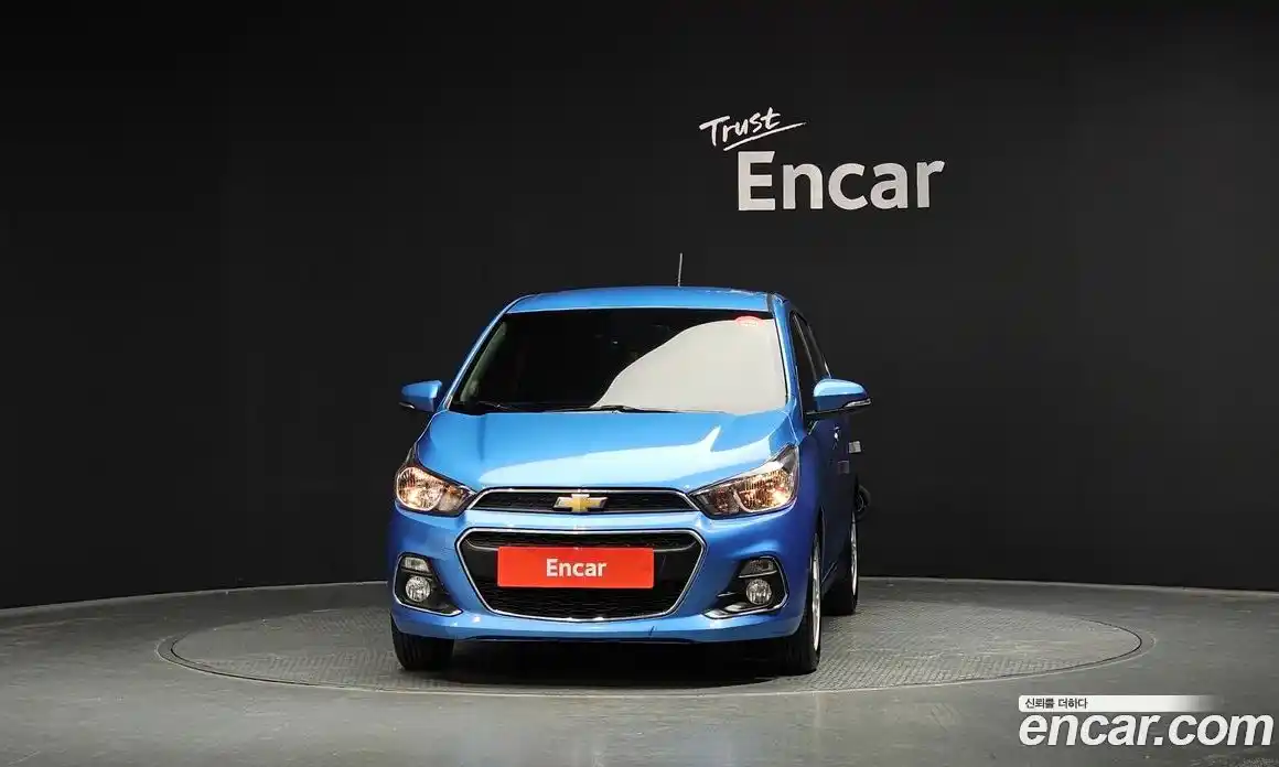 Chevrolet Spark 2016 1.0 гидро в Москве, фото 3