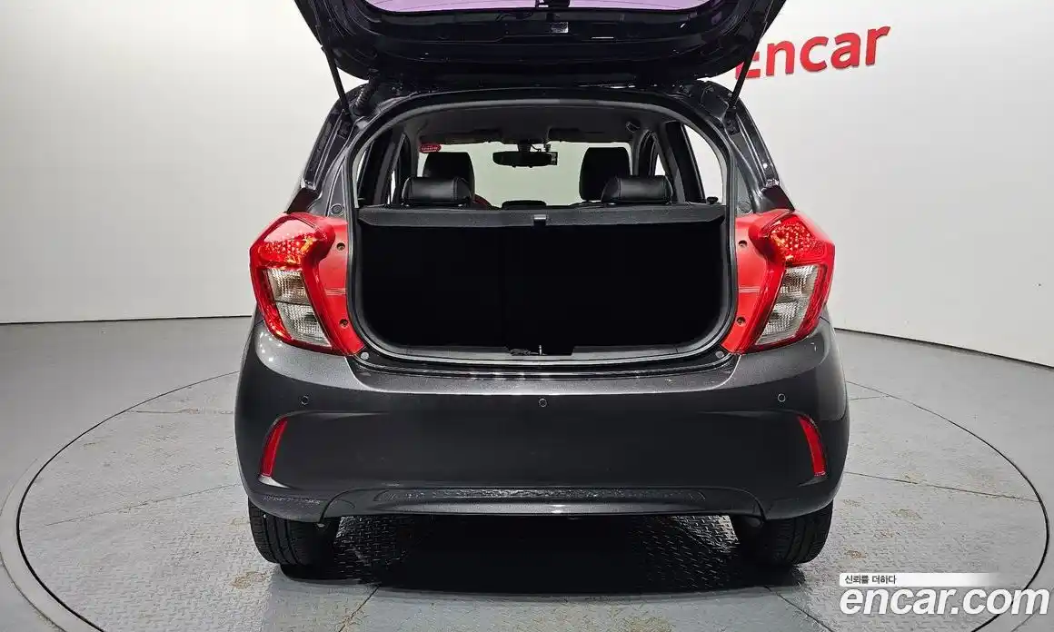 Chevrolet Spark 2015 1.0 гидро в Москве № 2053411, фото 20
