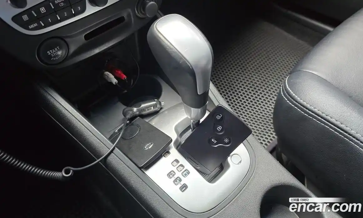 Renault SM3 2010 1.6 гидро в Москве № 2054122, фото 9
