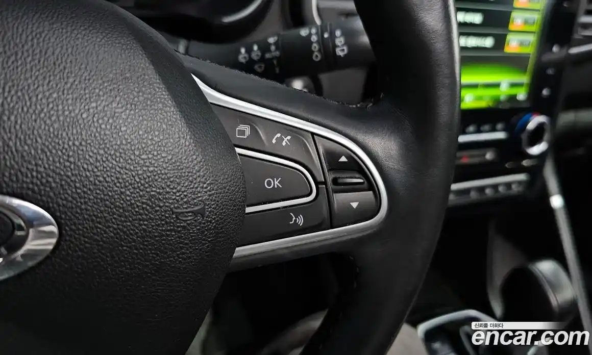 Renault QM6 2017 2.0 гидро в Москве № 2054225, фото 17