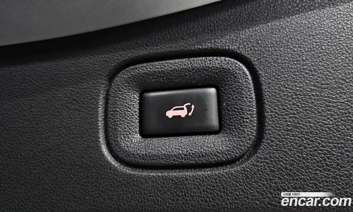Renault QM6 2017 2.0 гидро в Москве № 2054225, фото 19