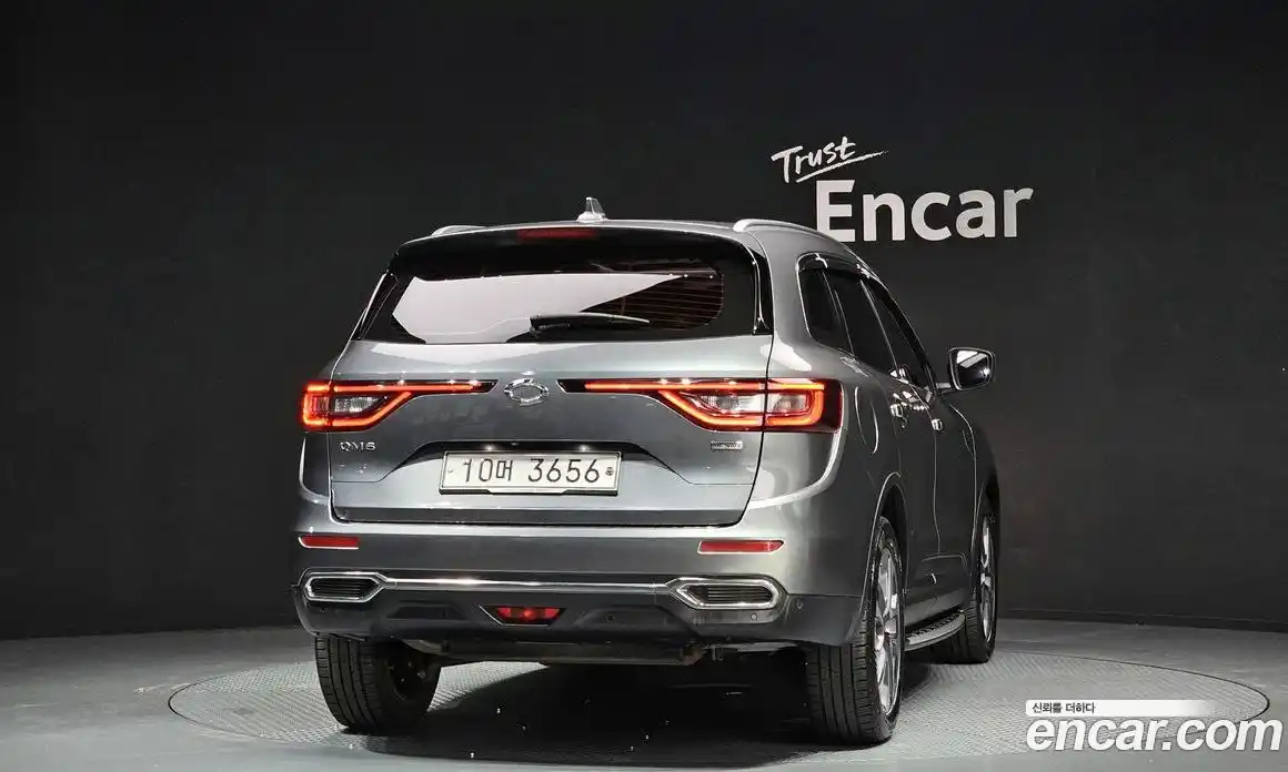 Renault QM6 2017 2.0 гидро в Москве № 2054225, фото 4