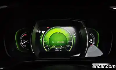 Renault QM6 2017 2.0 гидро в Москве № 2054225, миниатюра 8
