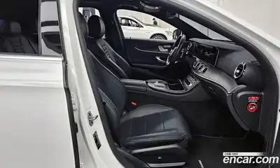 Mercedes-Benz E-Class 2022 1.9 гидро в Москве № 2054451, миниатюра 11