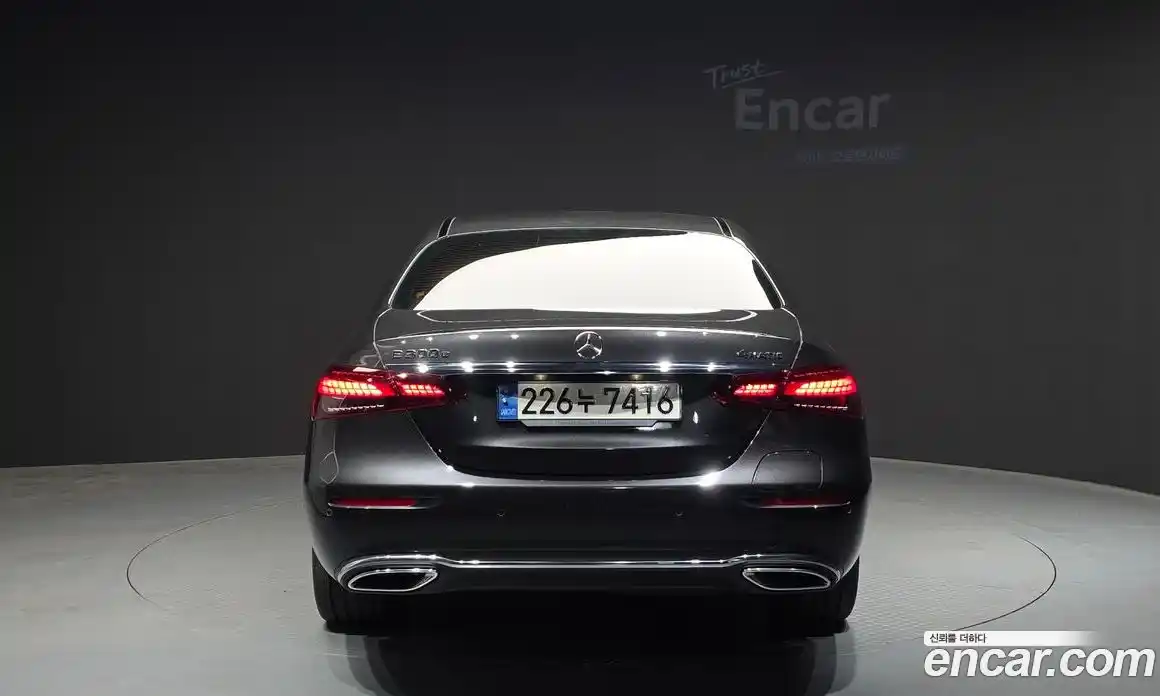 Mercedes-Benz E-Class 2022 2.0 гидро в Москве № 2054870, фото 4