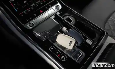 Audi Q8 2023 3.0 гидро в Москве № 2055083, миниатюра 12