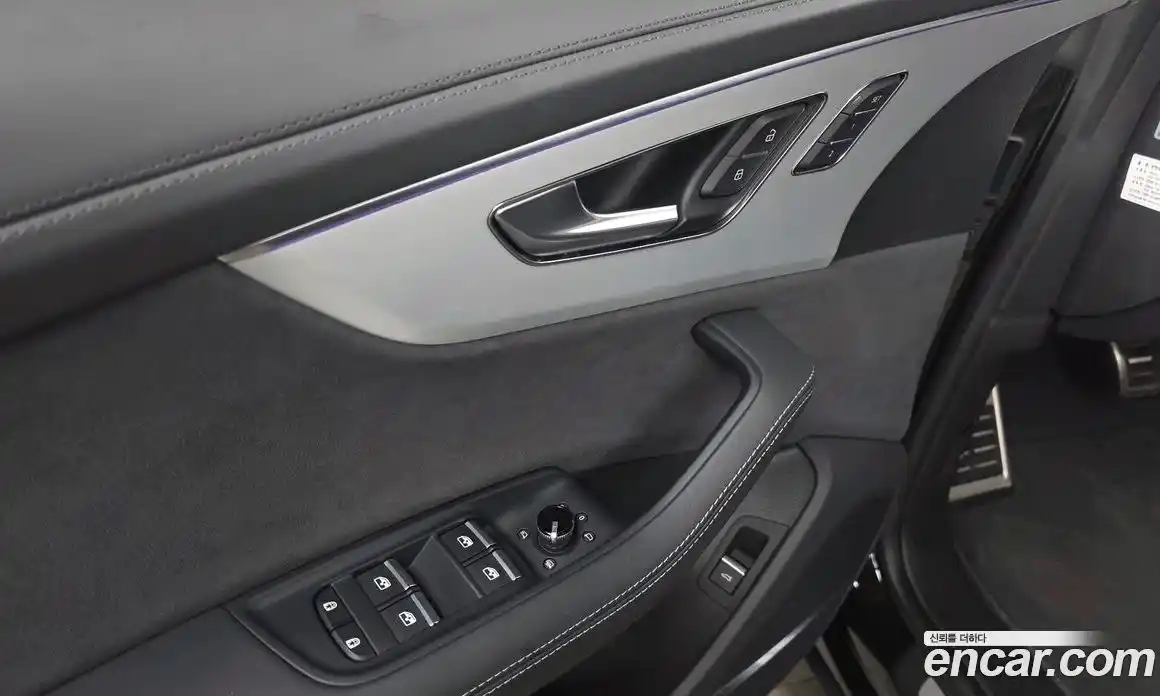 Audi Q8 2023 3.0 гидро в Москве № 2055083, фото 28