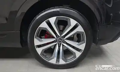 Audi Q8 2023 3.0 гидро в Москве № 2055083, миниатюра 7
