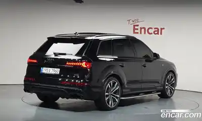 Audi Q7 2022 3.0 гидро в Москве № 2055251, миниатюра 2