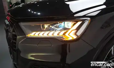 Audi Q7 2022 3.0 гидро в Москве № 2055251, миниатюра 8