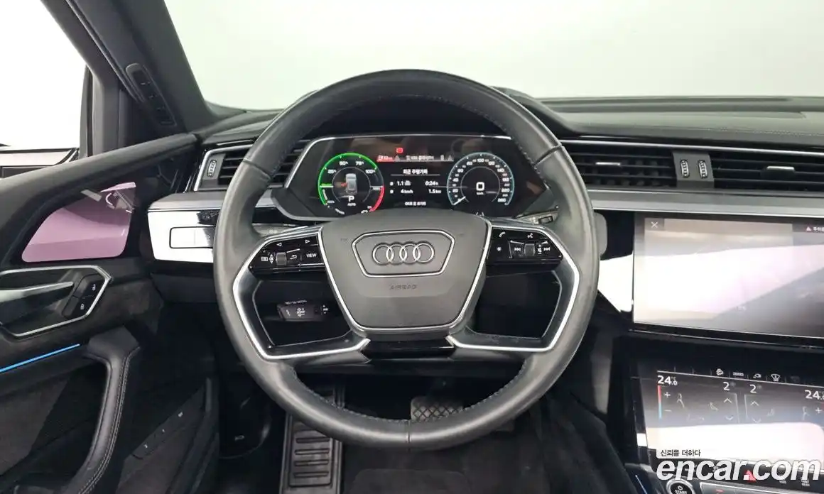 Audi e-tron 2021 0.2 гидро в Москве № 2056171, фото 20
