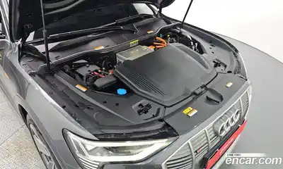 Audi e-tron 2021 0.2 гидро в Москве № 2056171, миниатюра 6