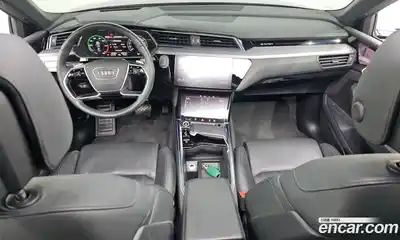 Audi e-tron 2021 0.2 гидро в Москве № 2056171, миниатюра 10