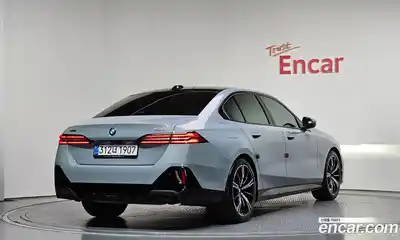 BMW 5-Series 2025 2.0 гидро в Москве № 2056343, миниатюра 2