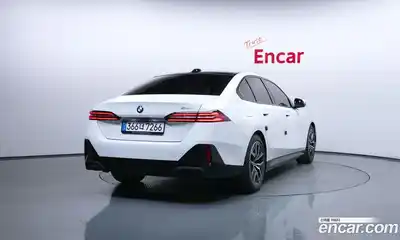 BMW 5-Series 2025 2.0 гидро в Москве № 2056444, миниатюра 4
