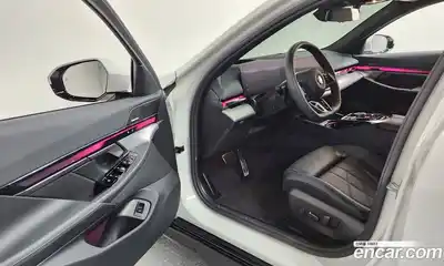 BMW 5-Series 2025 2.0 гидро в Москве № 2056444, миниатюра 10