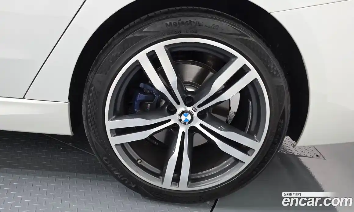BMW 6-Series 2023 3.0 гидро в Москве № 2056537, фото 6
