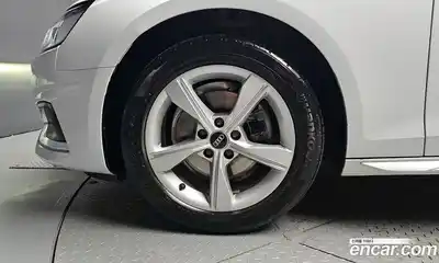 Audi A4 2021 2.0 гидро в Москве № 2056543, миниатюра 5