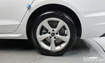Audi A4 2021 2.0 гидро в Москве № 2056543, миниатюра 7