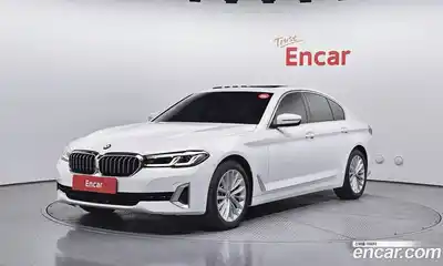 BMW 5-Series, 2022