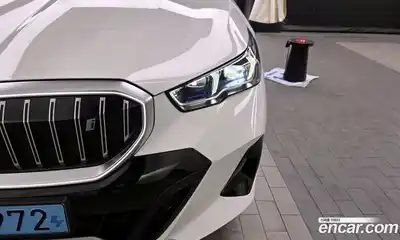 BMW i5 2023 0.2 гидро в Москве № 2056635, миниатюра 8