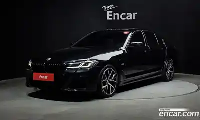 BMW 5-Series, 2023