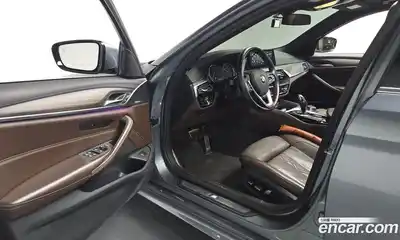 BMW 5-Series 2018 2.0 гидро в Москве № 2057023, миниатюра 12