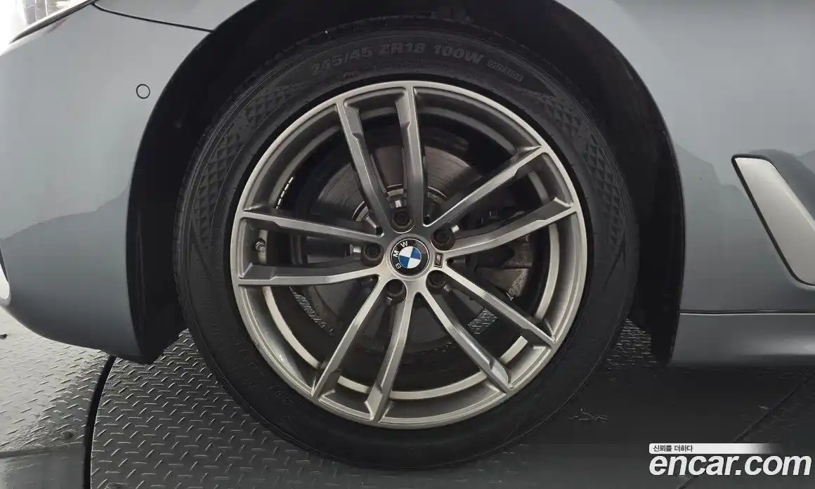 BMW 5-Series 2018 2.0 гидро в Москве № 2057023, фото 4