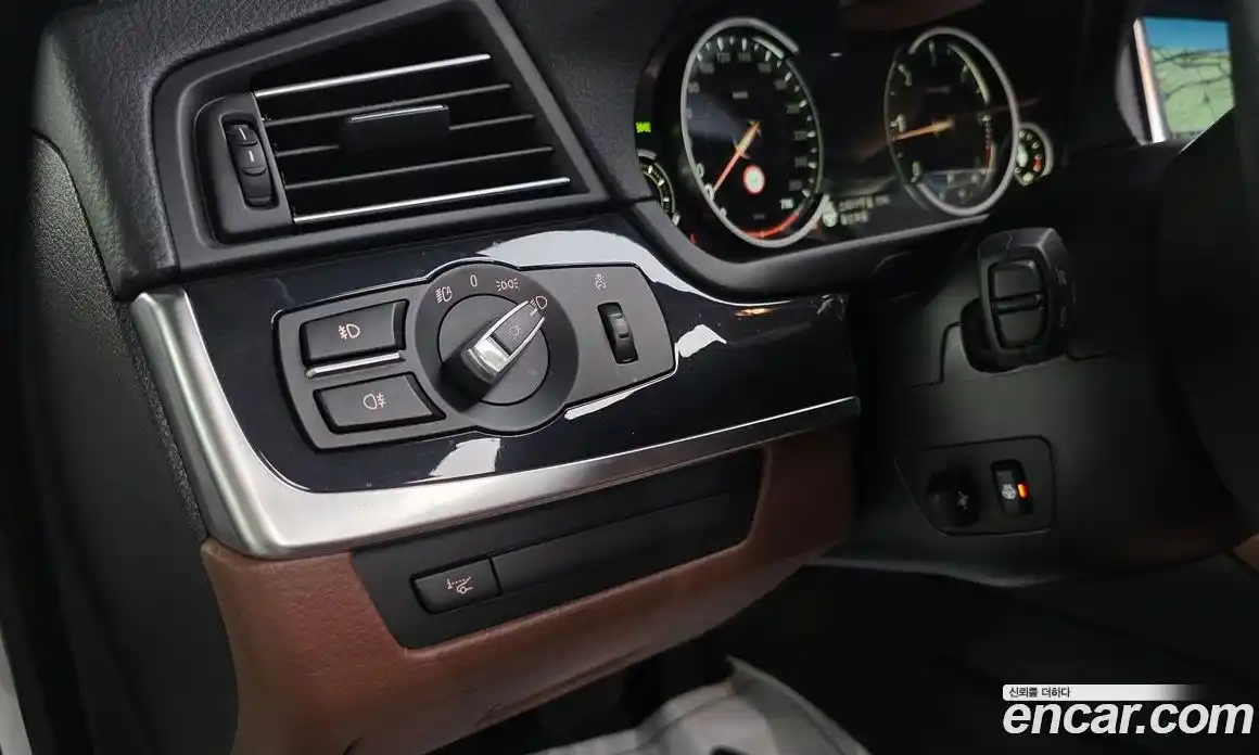 BMW 5-Series 2016 2.0 гидро в Москве № 2057036, фото 15