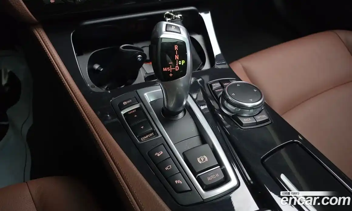 BMW 5-Series 2016 2.0 гидро в Москве № 2057036, фото 9