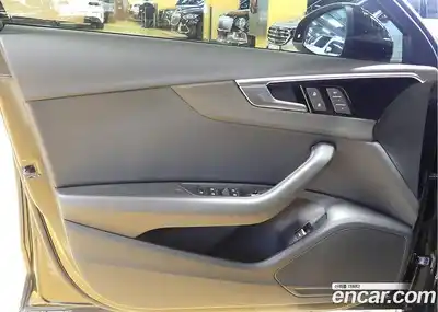 Audi A4 2023 2.0 гидро в Москве № 2057615, миниатюра 11