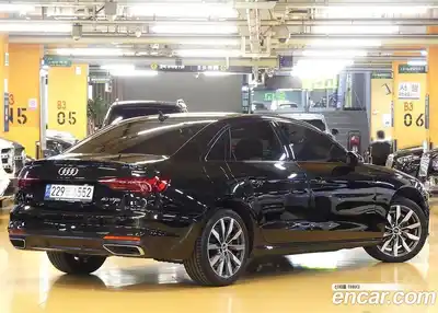 Audi A4 2023 2.0 гидро в Москве № 2057615, миниатюра 2