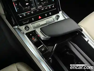 Audi Q8 e-tron 2024 1.0 гидро в Москве № 2057625, миниатюра 9