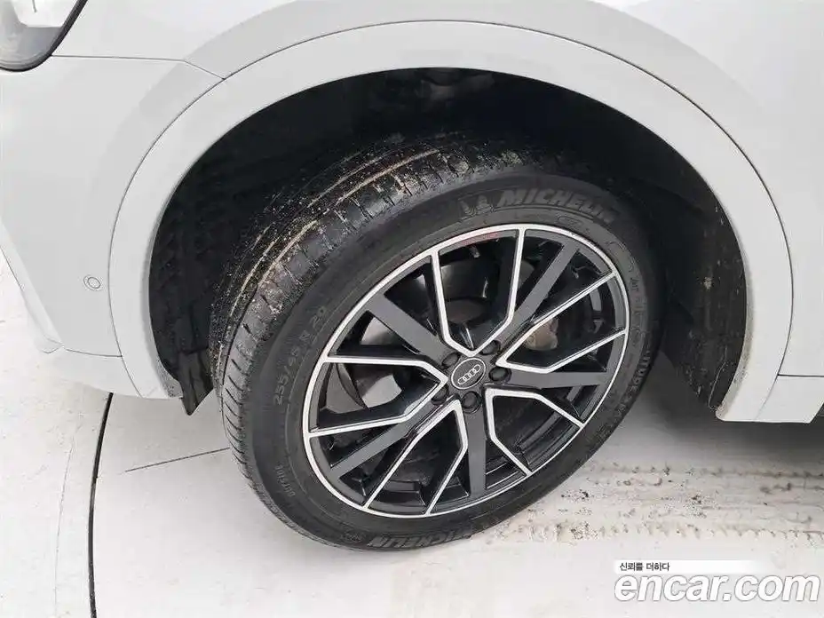 Audi Q5 2023 2.0 гидро в Москве № 2057706, фото 20