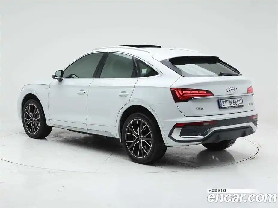Audi Q5 2023 2.0 гидро в Москве № 2057706, фото 4