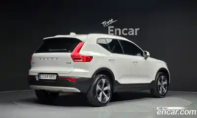 Volvo XC40 2025 2.0 гидро в Москве № 2057864, миниатюра 2